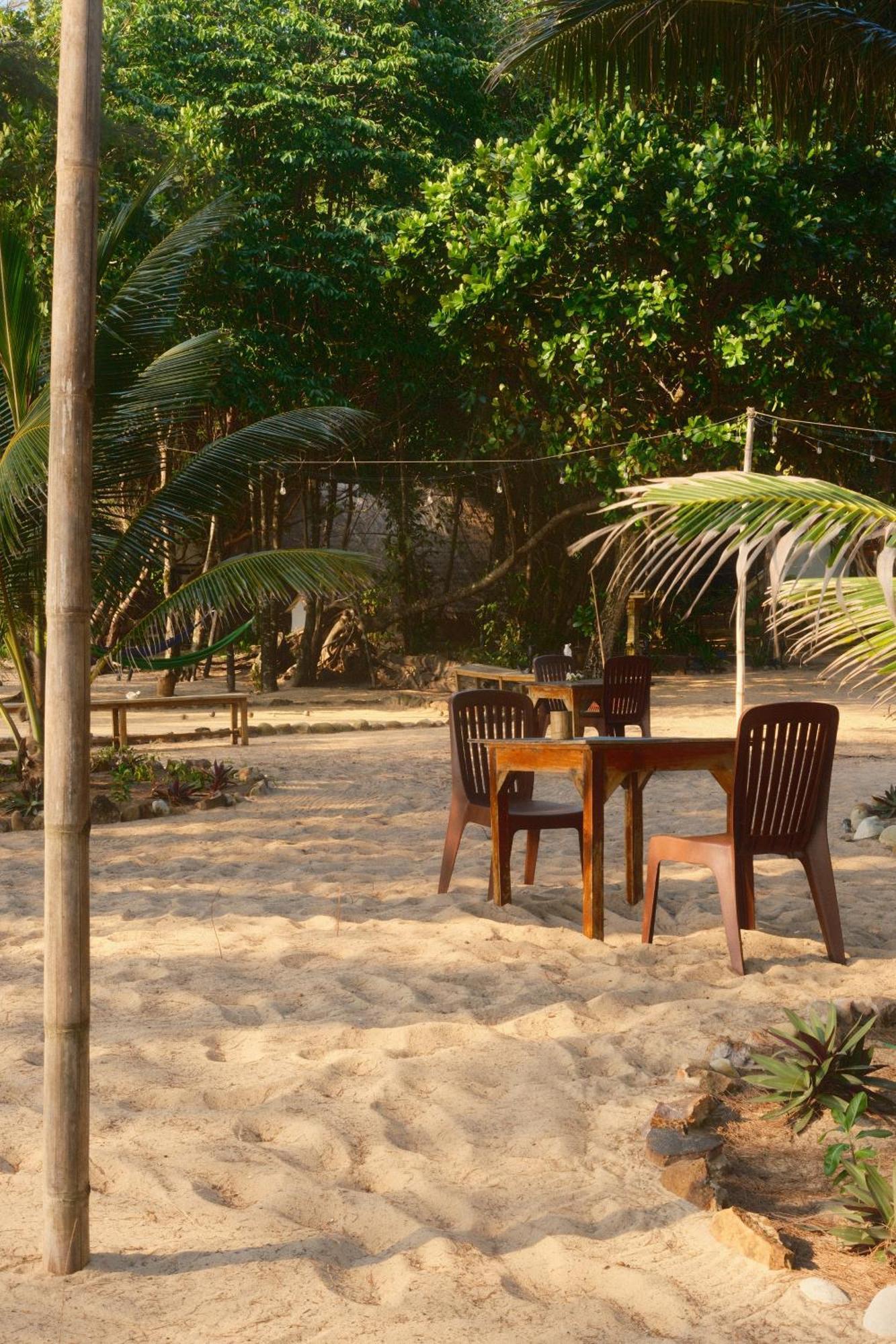 Sleeping Trees Hotel Koh Rong Sanloem Exterior photo